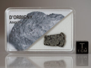 d'Orbigny (angrite) - 1.347g part slice