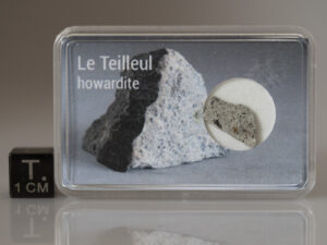 Le Teilleul (howardite) - 0.309g part slice