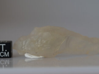 Libyan desert glass - 8.09g specimen