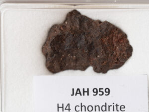 JAH 959 (H4) - 4.12g fragment