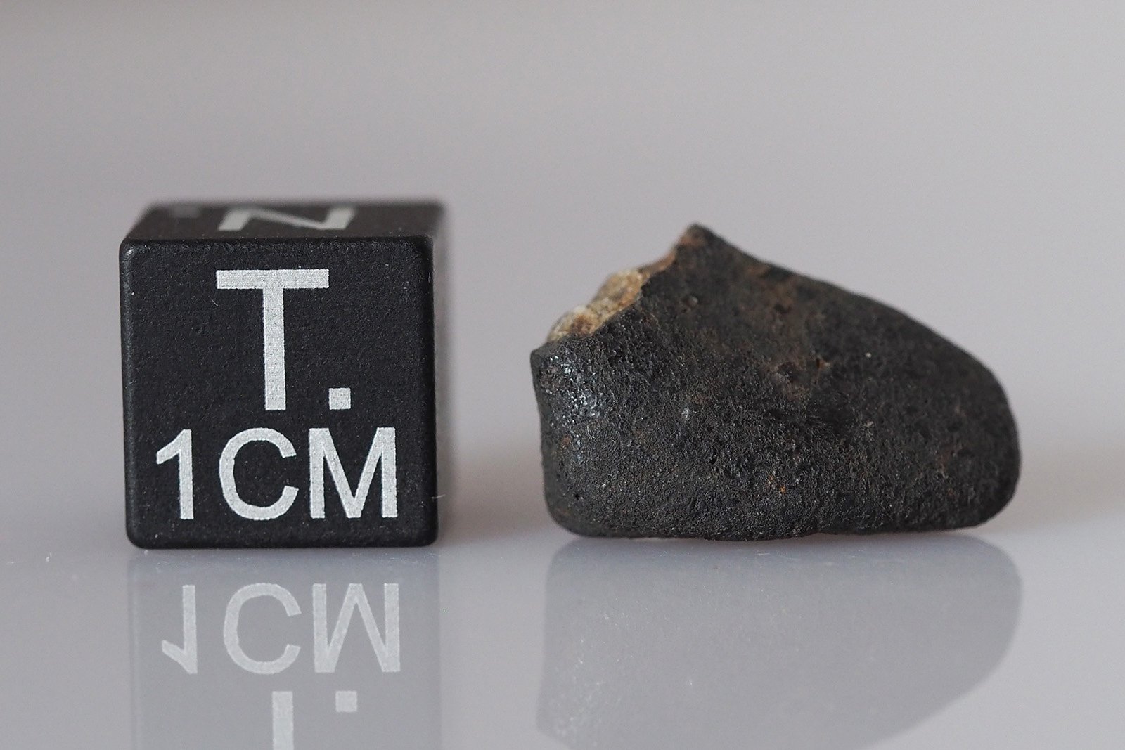 Chelyabinsk  (LL5) - 1.58g specimen - Image 2