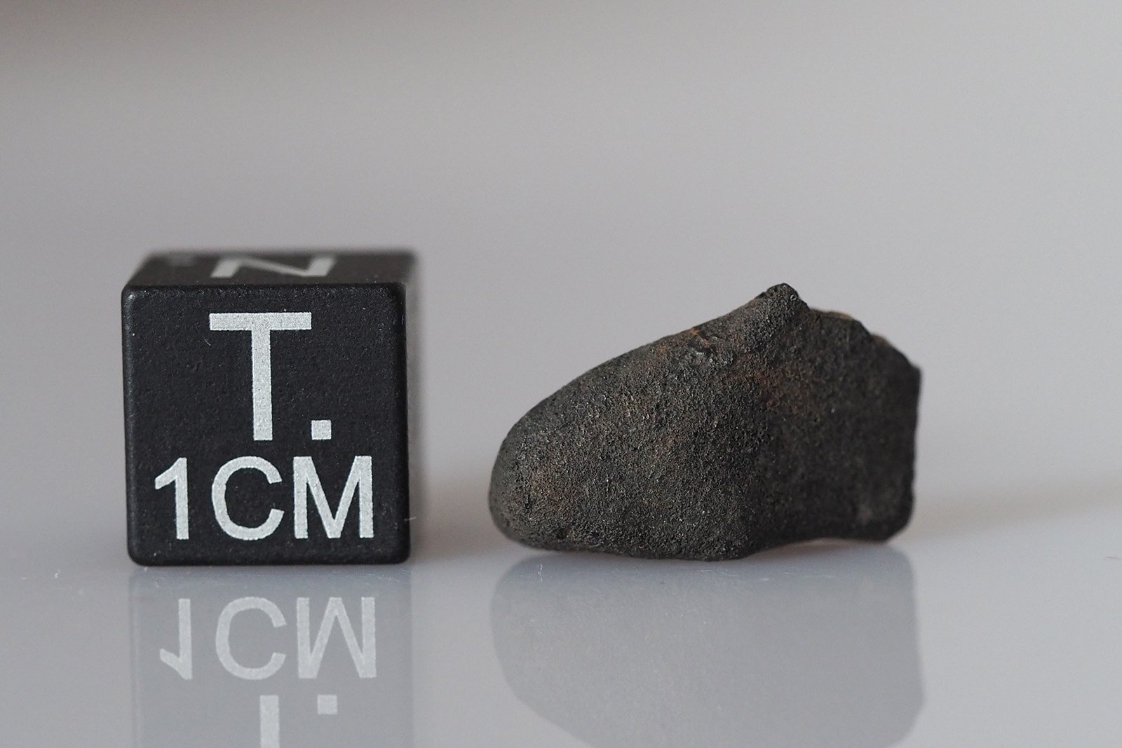 Chelyabinsk  (LL5) - 1.58g specimen