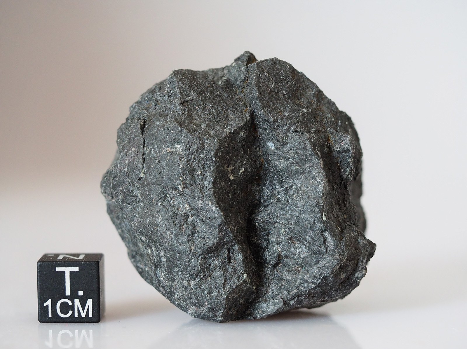 Chelyabinsk  (LL5) - 82.6g IMB specimen - Image 4