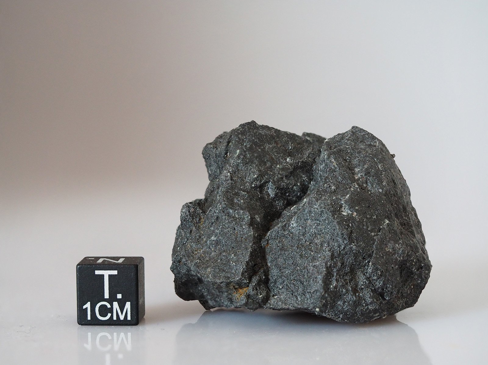 Chelyabinsk  (LL5) - 82.6g IMB specimen - Image 3