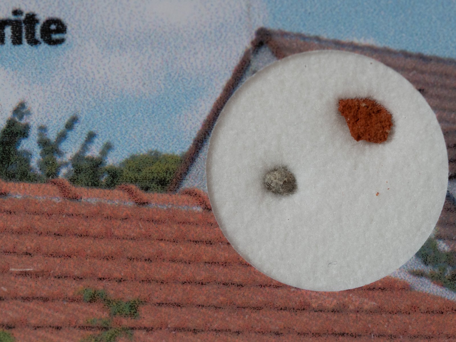 Draveil - fragment nr 54 with tile - Image 2