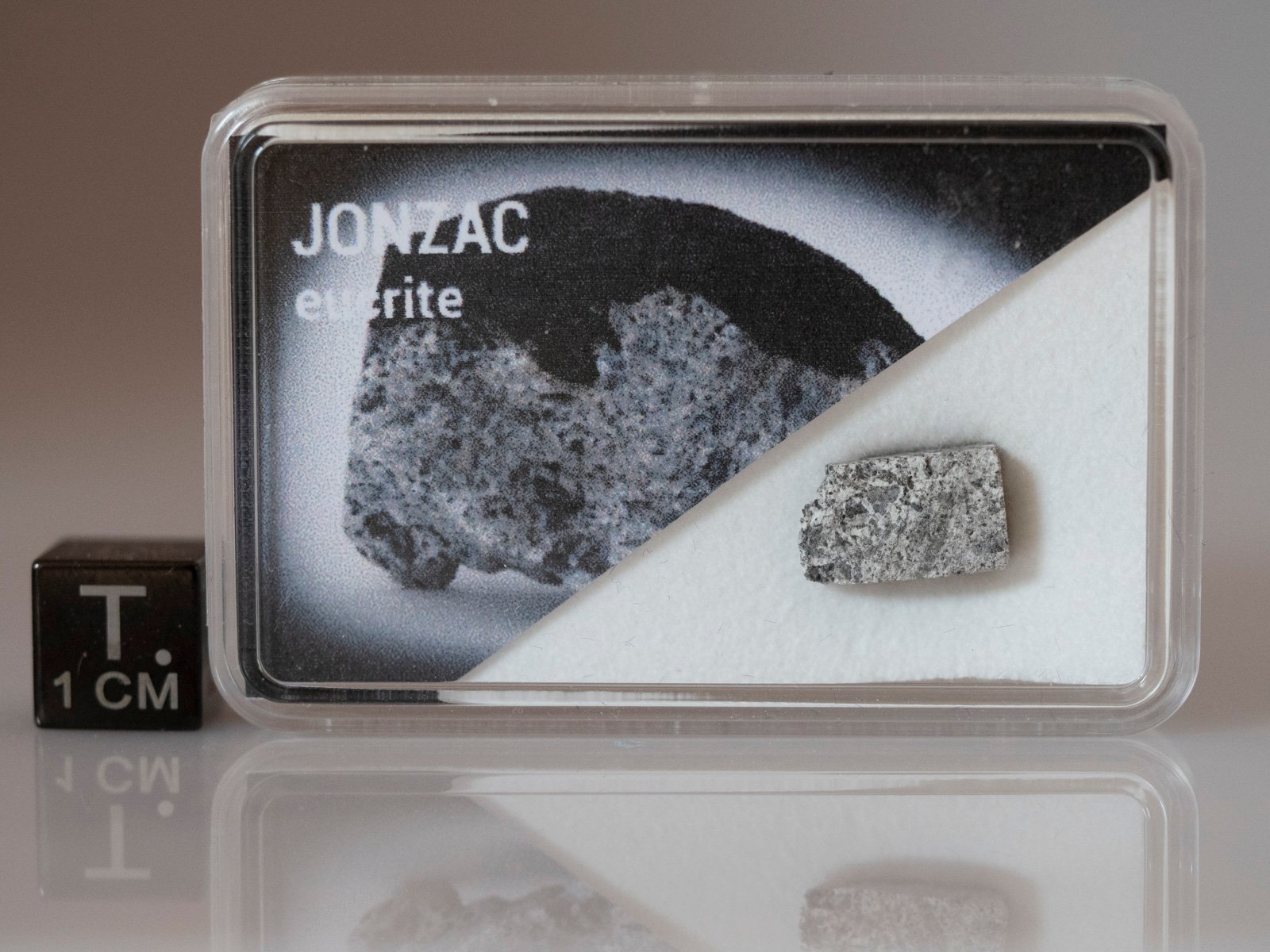 Jonzac (eucrite) - 0.898g part slice