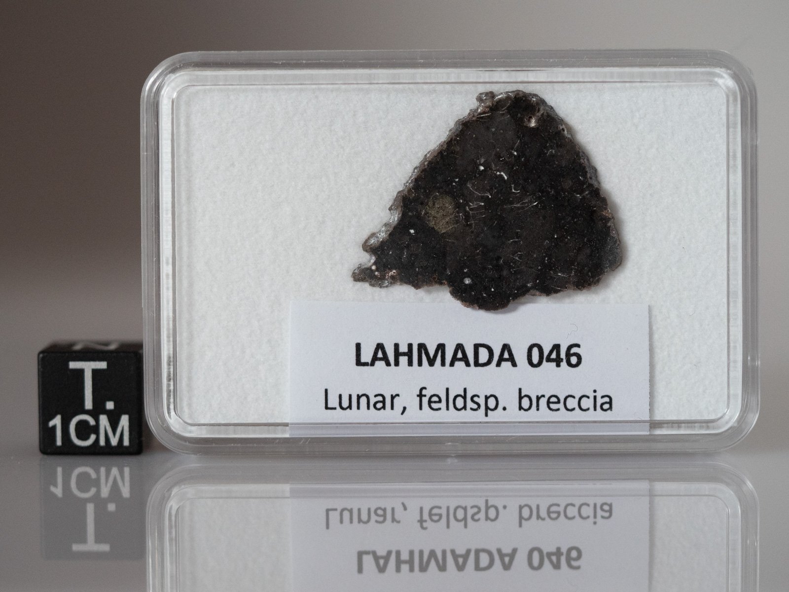Lahmada 046 (feldsp. breccia) - 1.155g slice