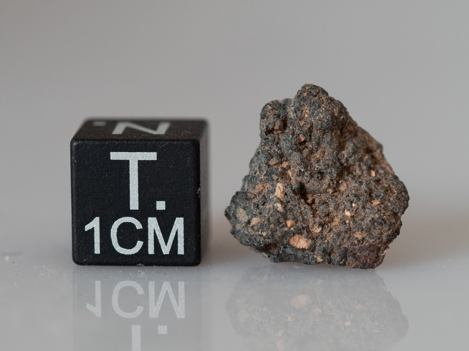 Monturaqui (impactite) - 1.23g specimen