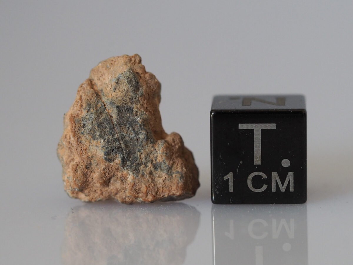NWA 11331 (feldsp. breccia) – 2.24g specimen – meteor-center.com