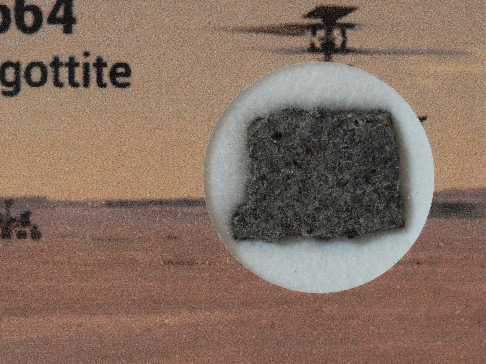 NWA 12564 (shergottite) - 0.482g part slice - Image 2