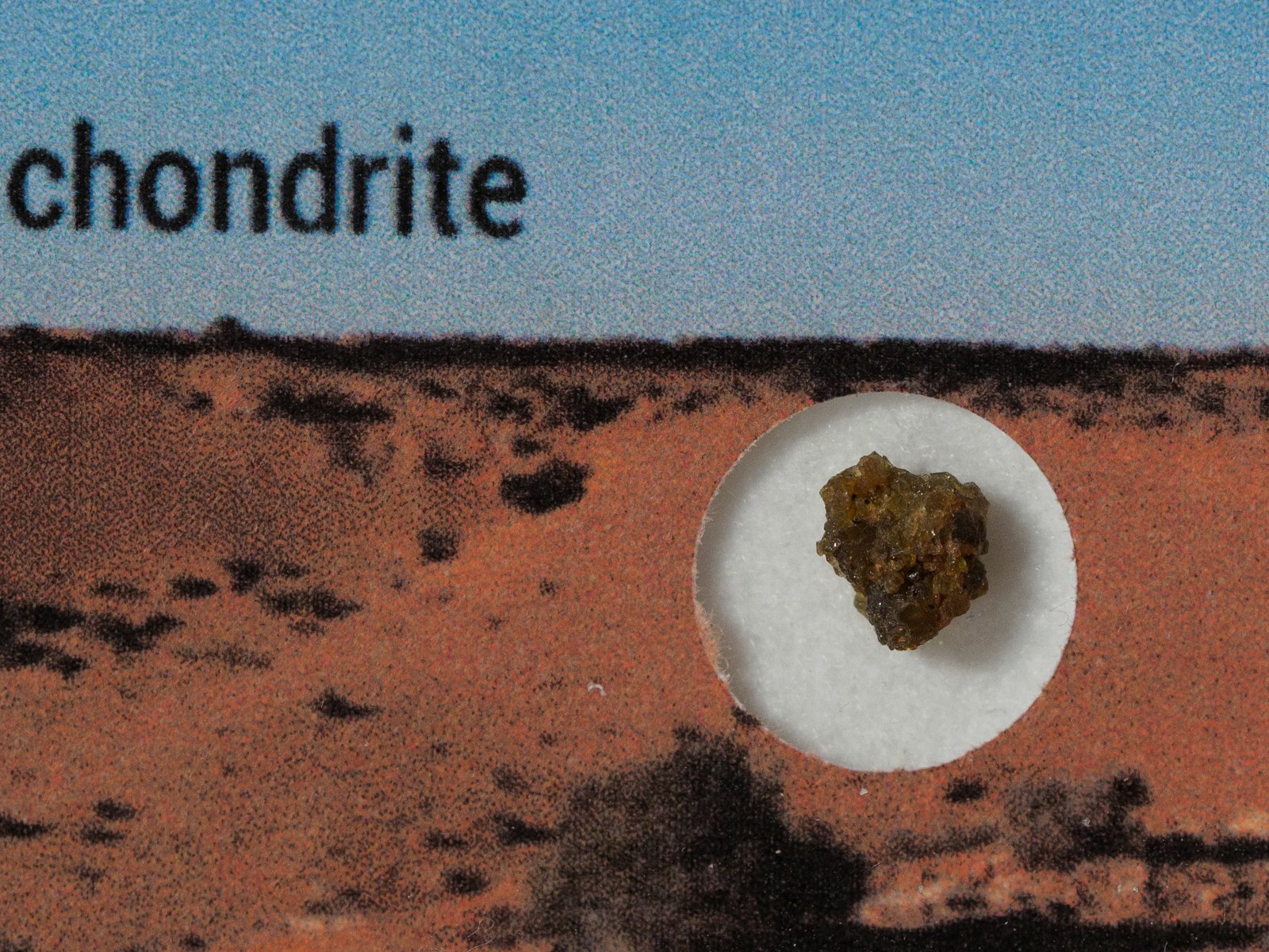 NWA 6704 (ungrouped) - 0.068g fragment - Image 2