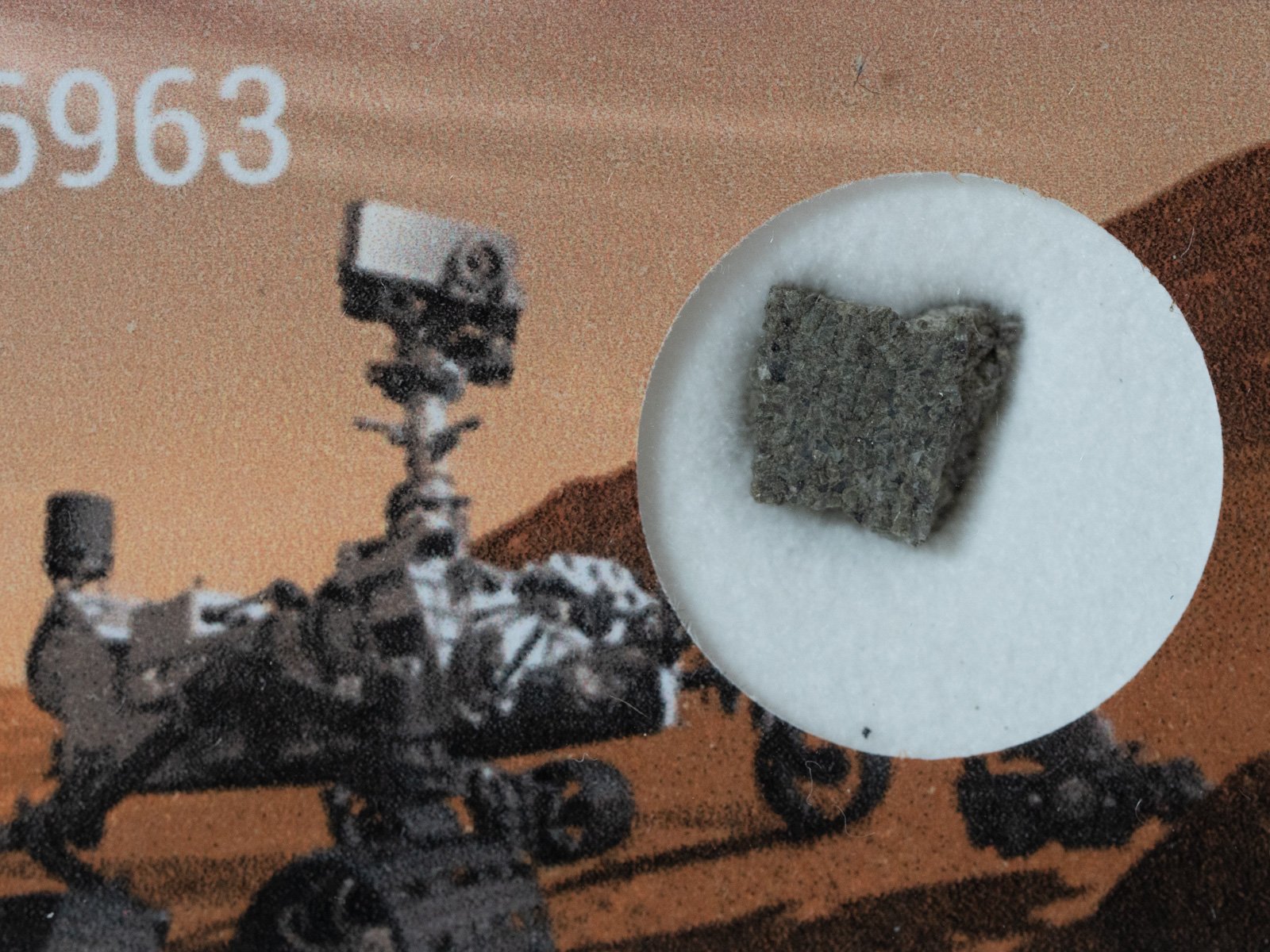 NWA 6963 (shergottite) - 0.223g part slice - Image 2