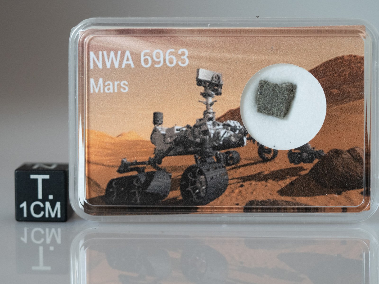 NWA 6963 (shergottite) - 0.223g part slice