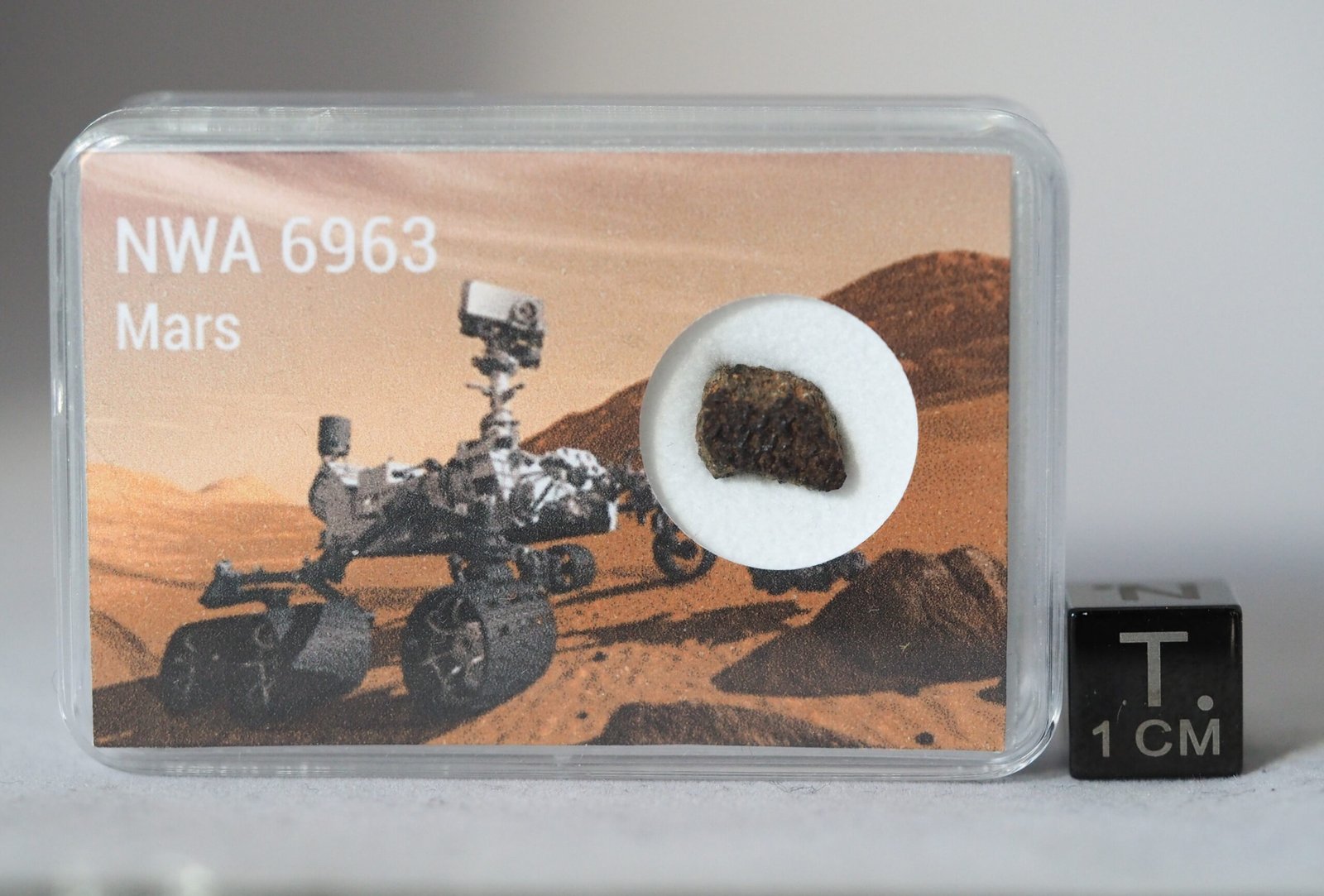 NWA 6963 (shergottite) - 0.465g fragment with crust