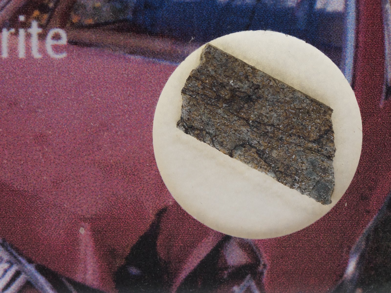 Peekskill (H6) - 0.327g part slice - Image 2