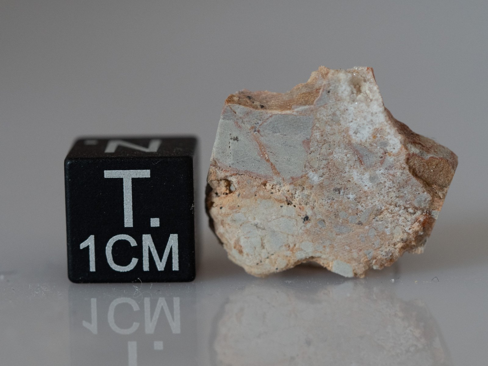Rubelios de la Cérida (non impactite) - 1.91g part slice - Image 2
