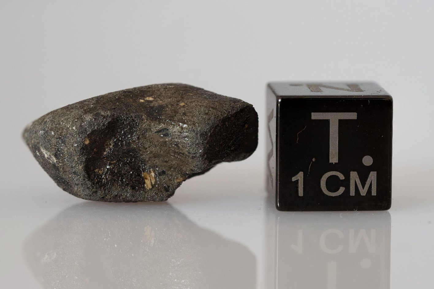 Saricicek (howardite) - 3.15g specimen - Image 3