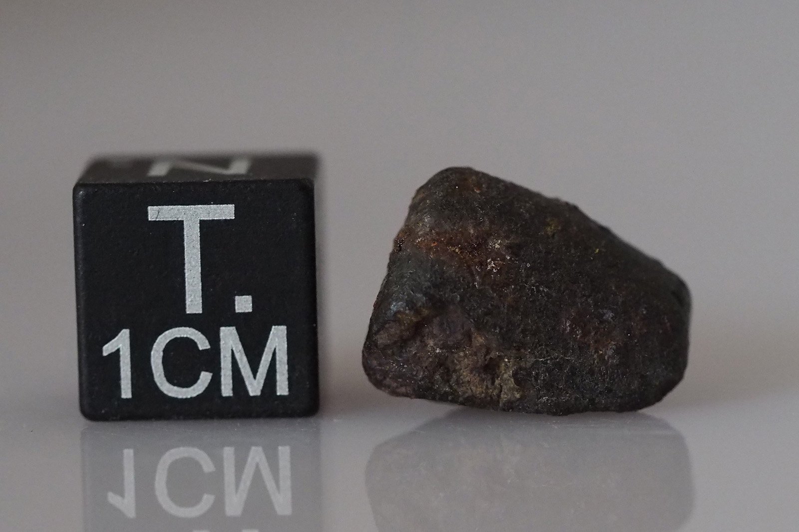 SAU 001 (L5) - 2.19g specimen - Image 2