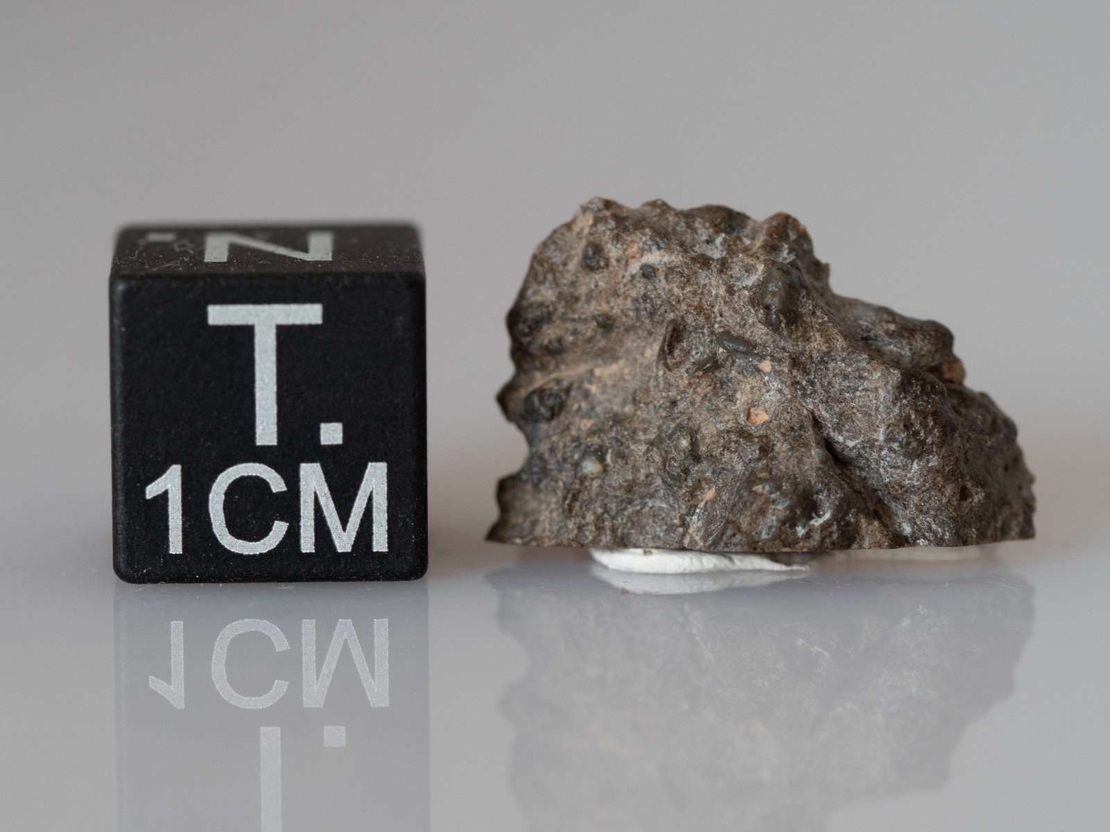 Tisserlitine 001 (feldsp. breccia) - 0.87g fragment - Image 3