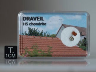 Draveil - fragment nr 19 with tile