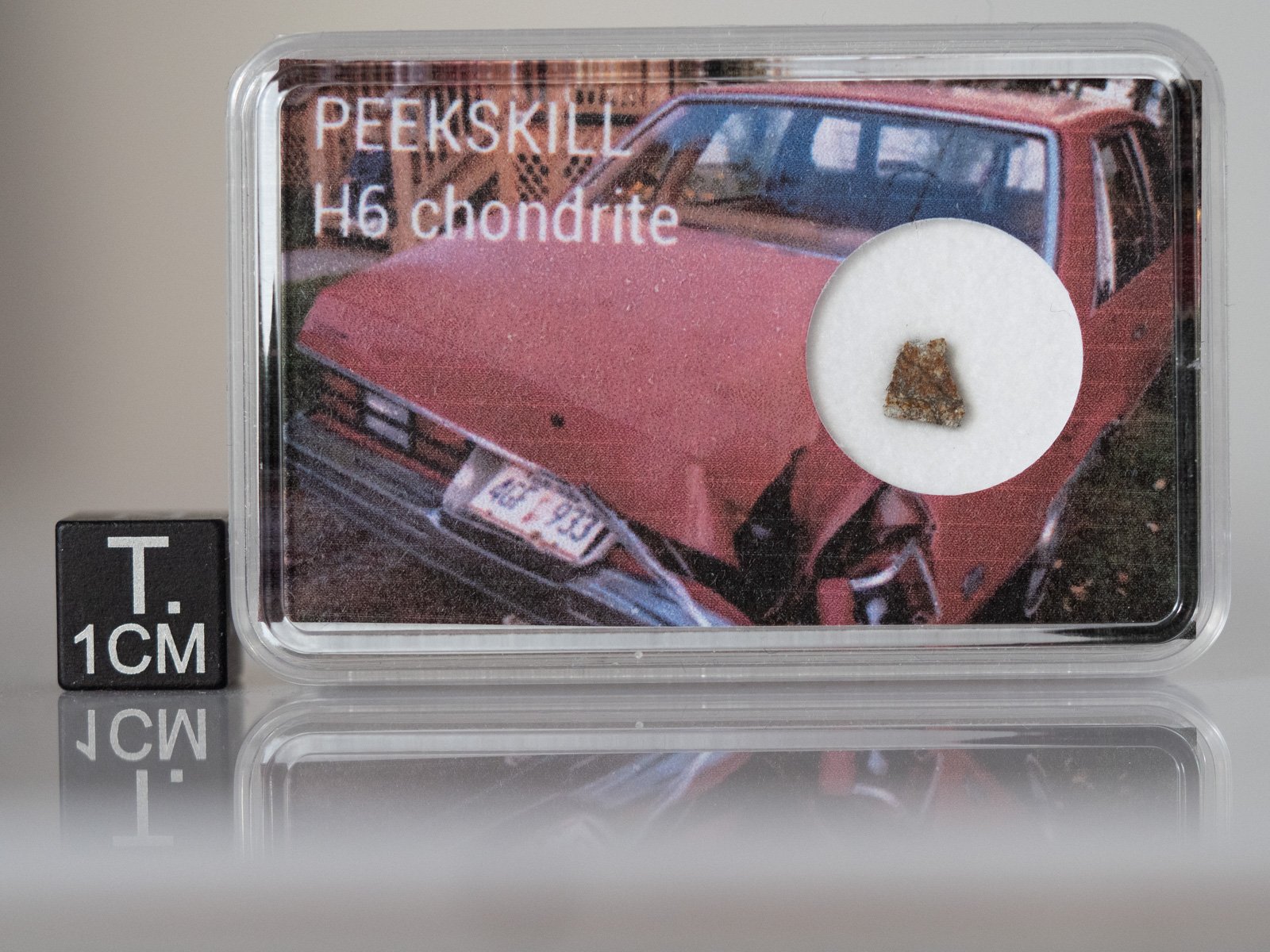 Peekskill (H6) - 0.079g part slice
