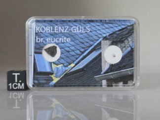 Koblenz (brec. eucrite) - fragment + roof tile