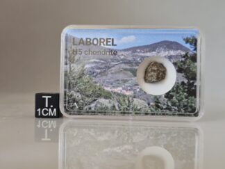 Laborel (H5) - 0.89g fragment