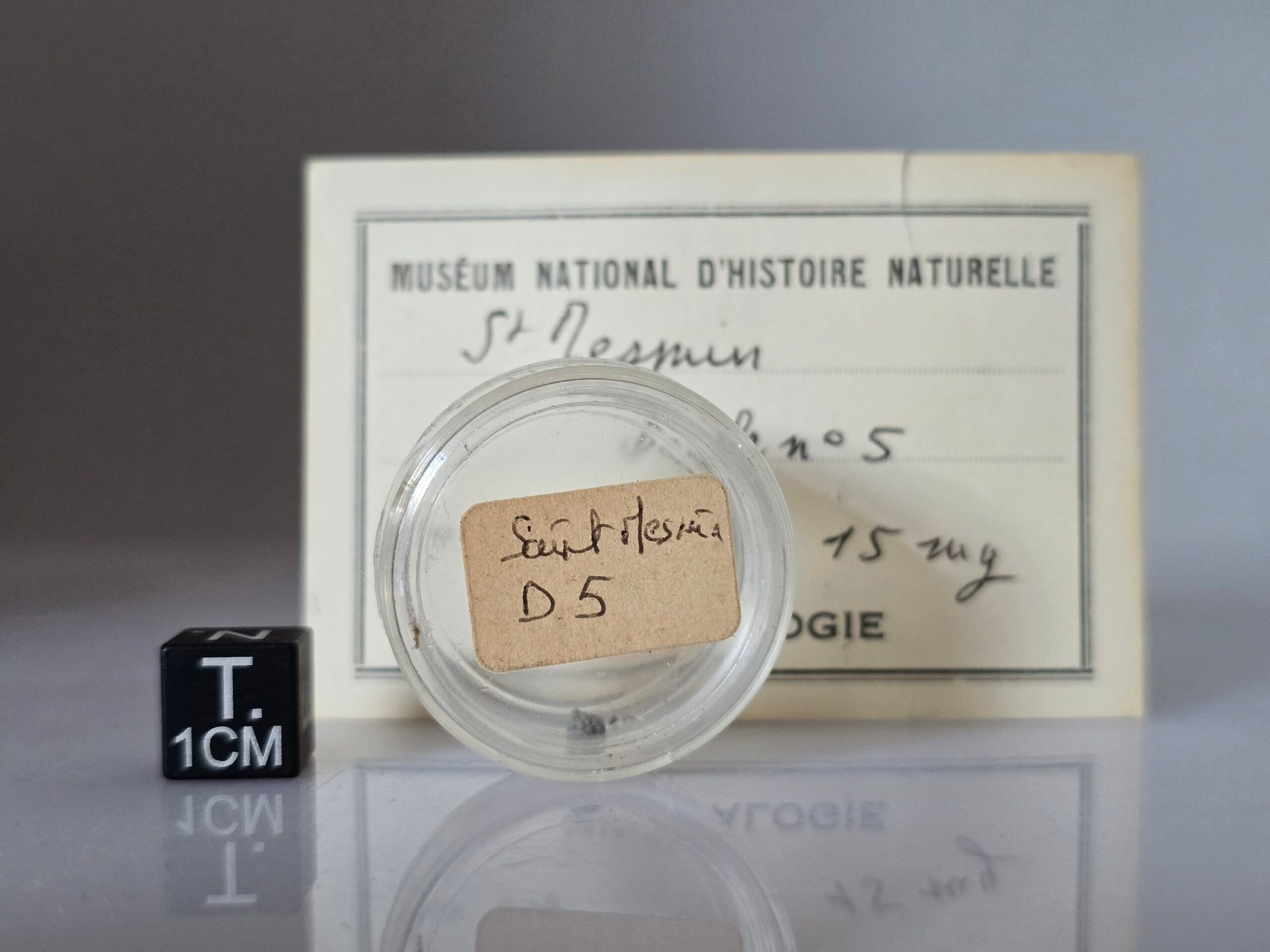 Saint-Mesmin (LL6) - 15mg from MNHN Paris