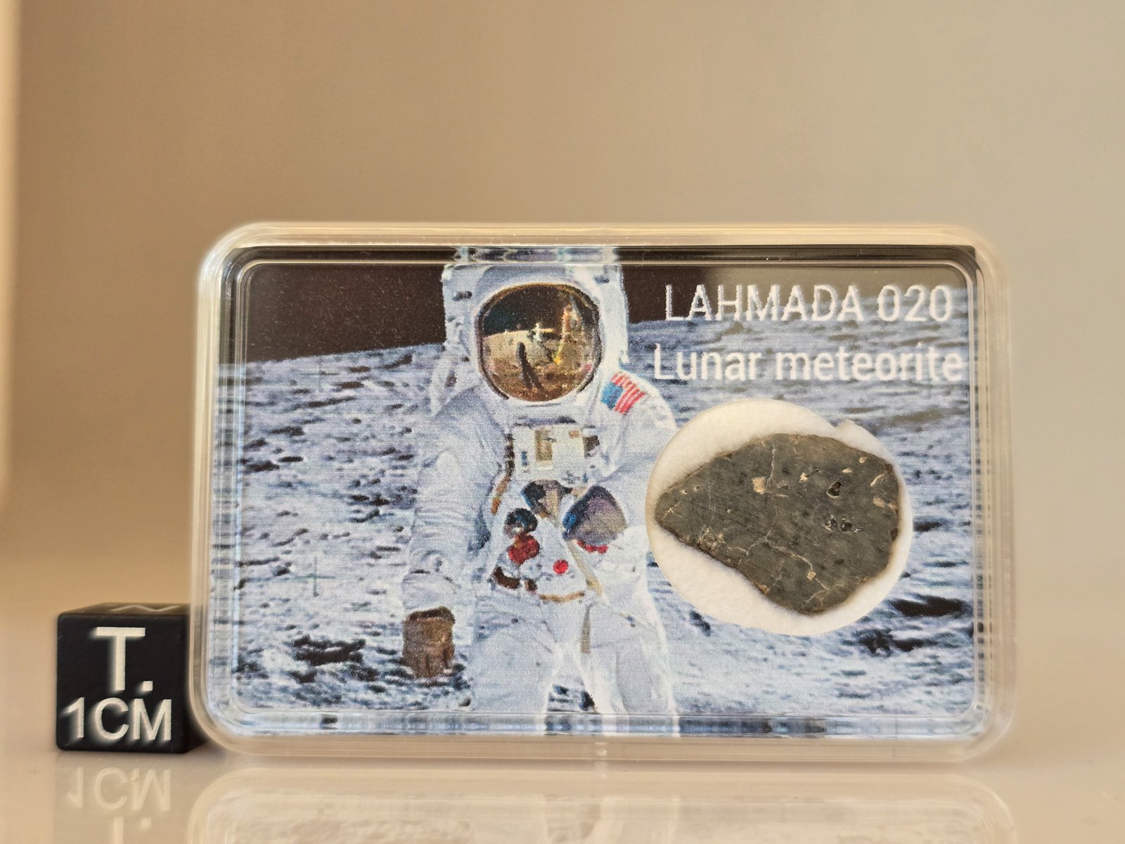 Lahmada 020 (feldsp. breccia) - 0.438g slice