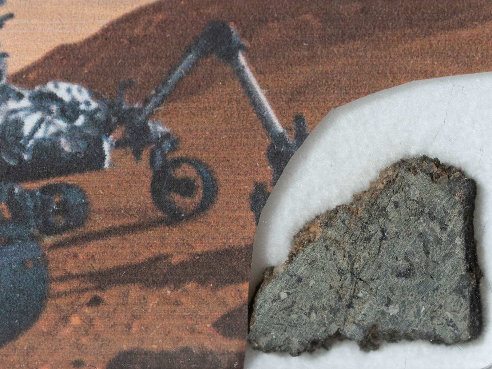 NWA 6963 (shergottite) - 0.44g slice with crust - Image 2