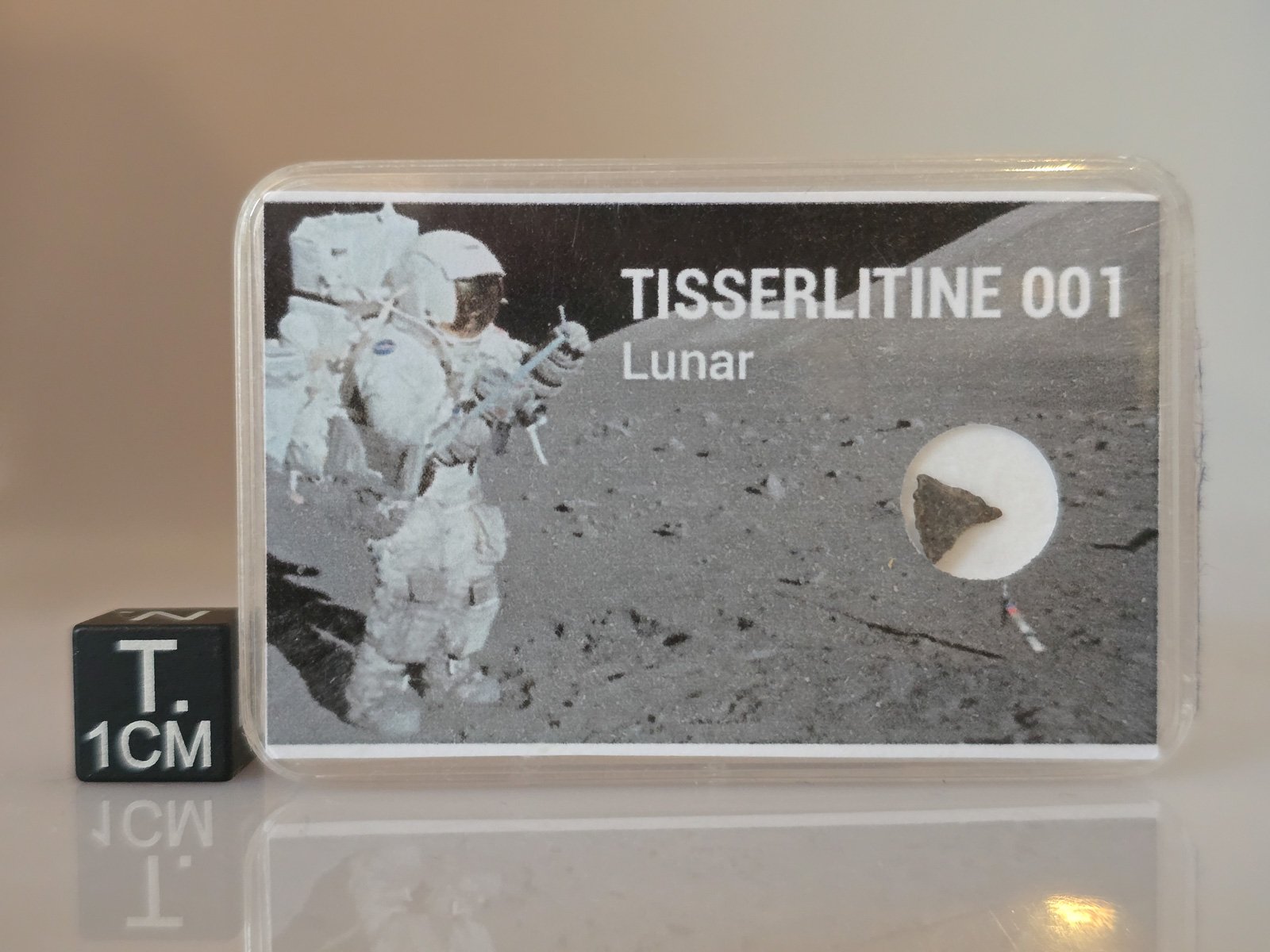 Tisserlitine 001 (feldsp. breccia) - 0.038g part slice